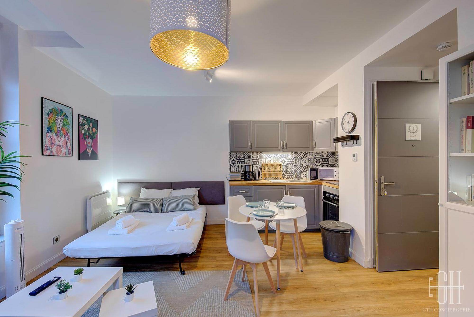 Le Lagon / 100m Gare Apartment Tours