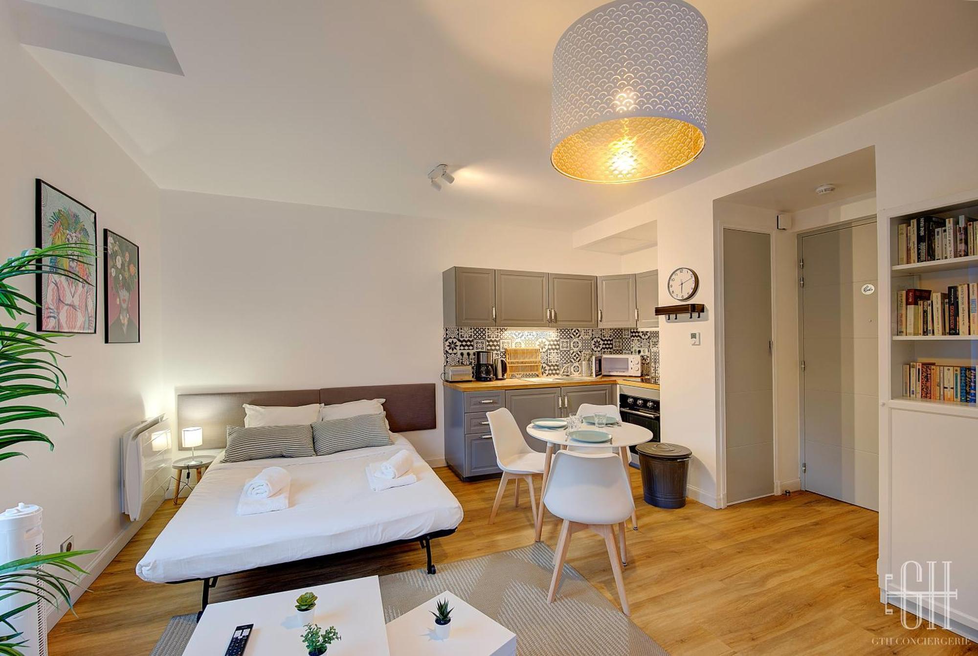 Le Lagon / 100m Gare Apartment
